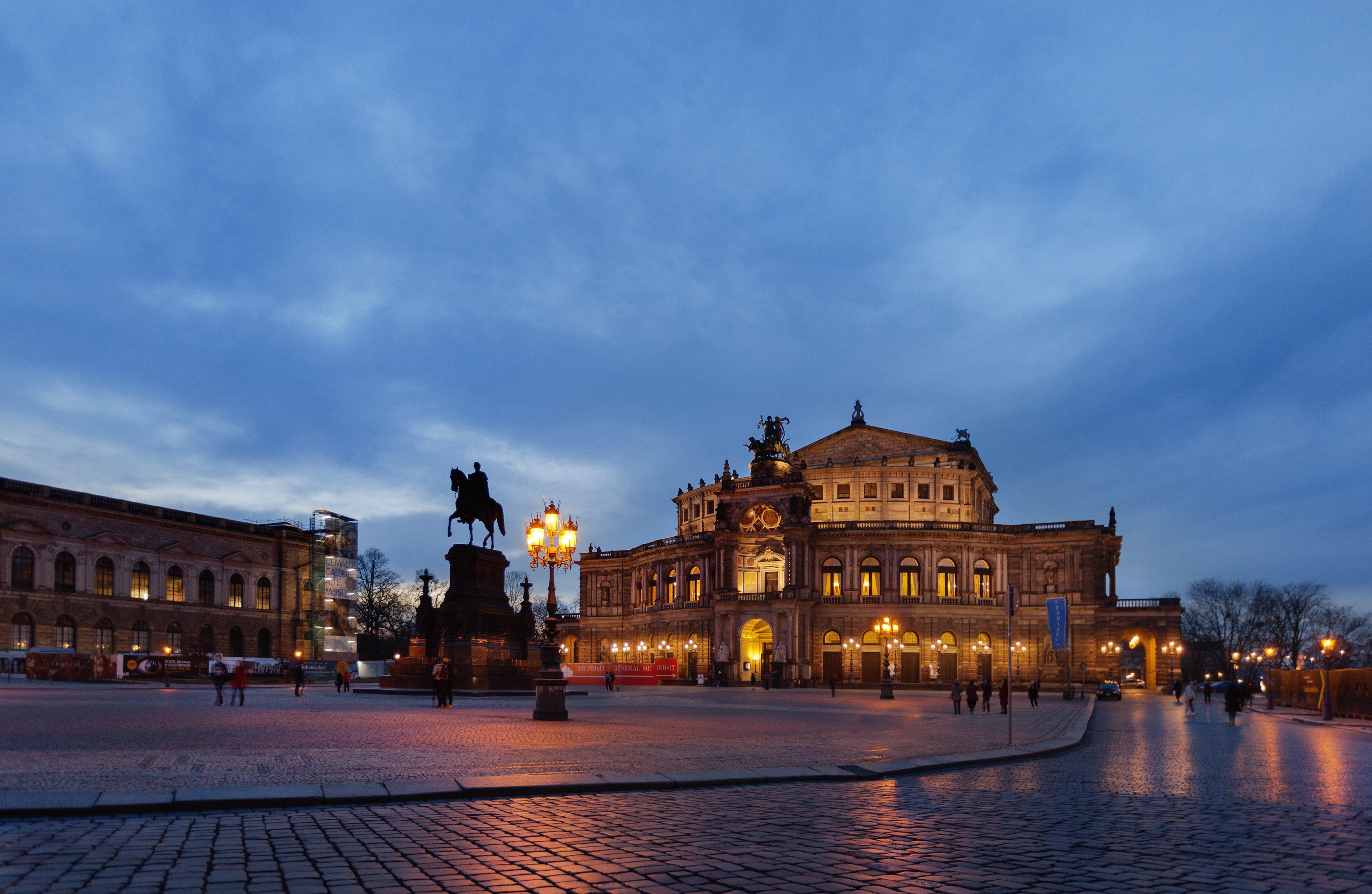 Holiday Inn Express Dresden City Centre Exterior foto